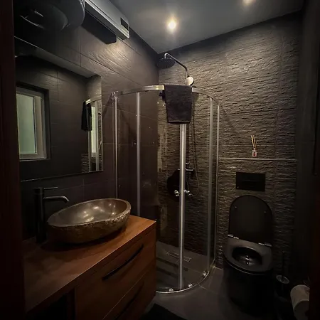 Camellia Luxury - 2 Bedroom