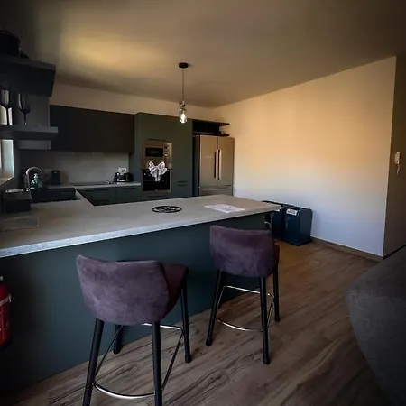 Camellia Luxury - 2 Bedroom *